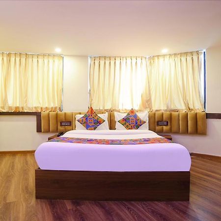 Hotel Rio มุมไบ ภายนอก รูปภาพ